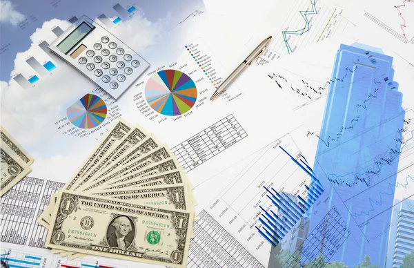 Finans- och tabeller och diagram — Stockfoto