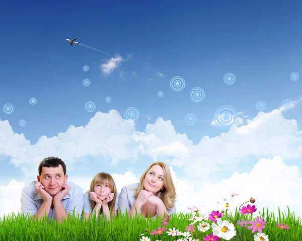 Collage con bambini e genitori su erba verde — Foto Stock