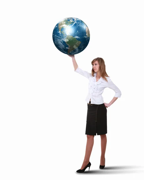 Zakenvrouw met onze planeet aarde — Stockfoto