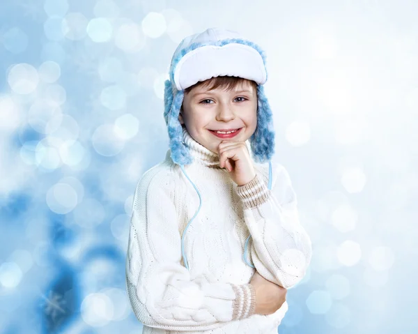Portret z małym dzieckiem w odzieży zimowej — Zdjęcie stockowe