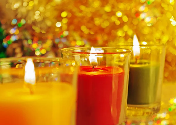 Svíčky s ohněm. — Stock fotografie