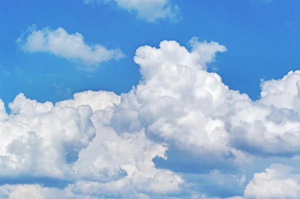 Himmel och moln. — Stockfoto