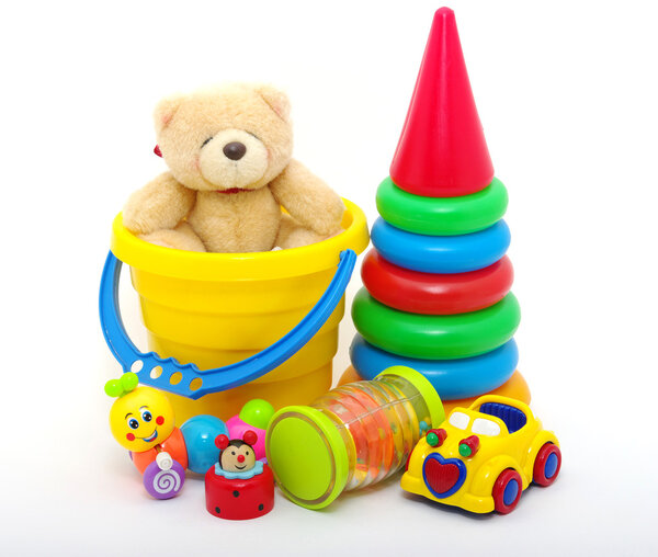 Игрушка на белом
