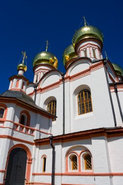 Ortodoks kilisesi. Valday, Rusya 'daki Iversky manastırı.