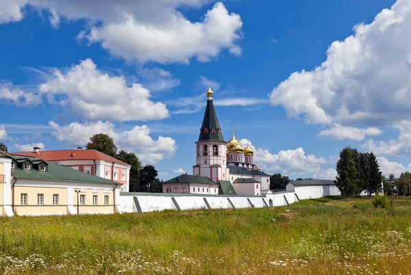 โบสถ์ออร์โธด็อกซ์รัสเซีย โบสถ์อิเวอร์สกี้ในวัลไล รัสเซีย . — ภาพถ่ายสต็อก