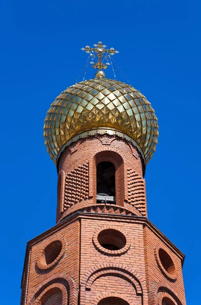 ロシア正教教会に黄金のドーム — ストック写真