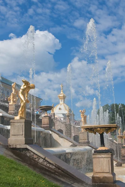 Fontaines de Petergof, Saint-Pétersbourg, Russie — Photo