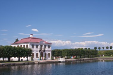 marly Sarayı. Peterhof (petrodvorets), st petersburg