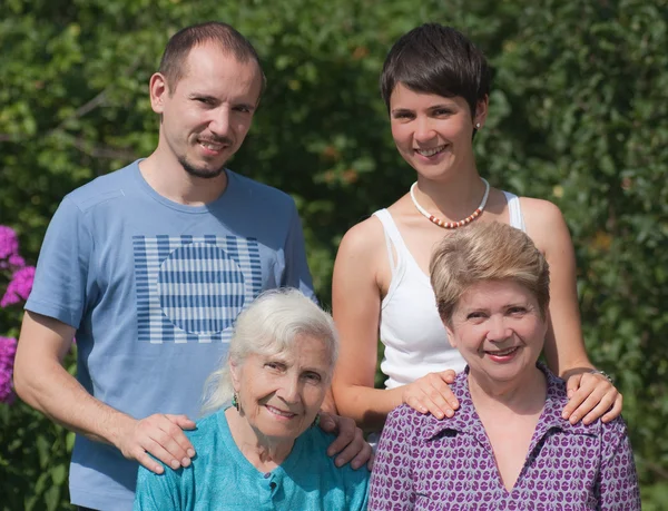 Tři generace rodiny — Stock fotografie