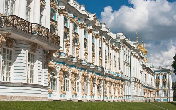 Екатерининский дворец, расположенный в городе Царское Село (Pus — стоковое фото