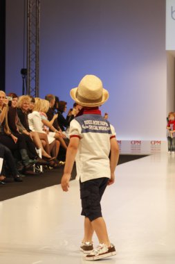 Çocuk defile 2012