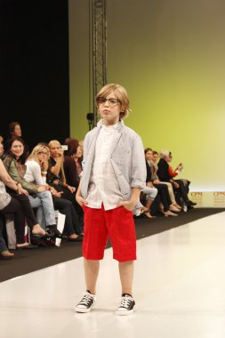 Çocuk defile 2012