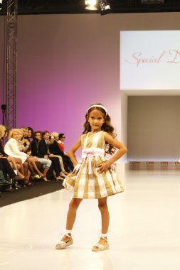 Çocuk defile 2012