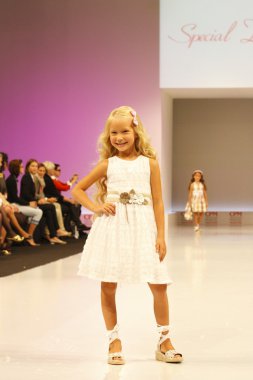 Çocuk defile 2012