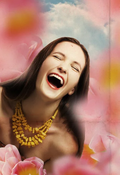 Kunstcollage mit schöner Frau in Tulpen — Stockfoto