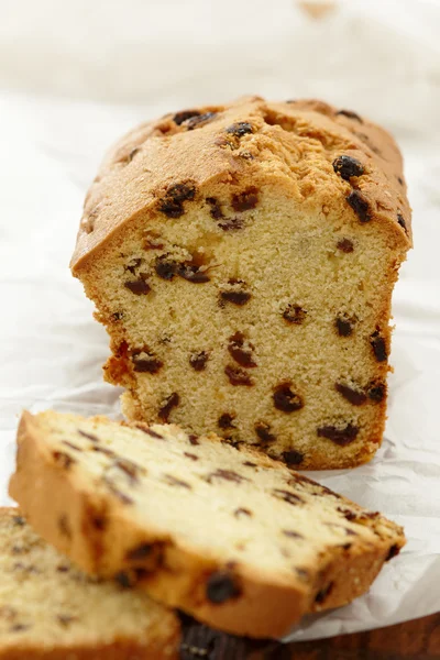 Cake with raisins — Stock Photo, Image
