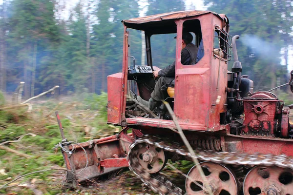 Traktor. Holz. — Stockfoto