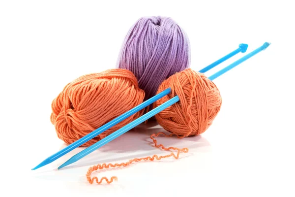 Spokes and threads for knitting isolated — Stock Photo, Image