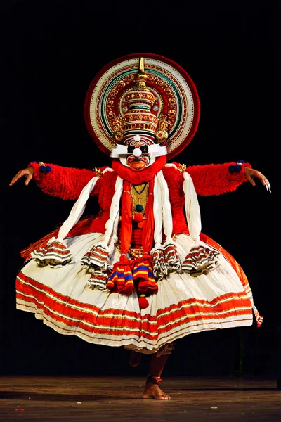 Kathakali è una famosa danza-dramma dello stato indiano del sud di Keral — Foto Stock