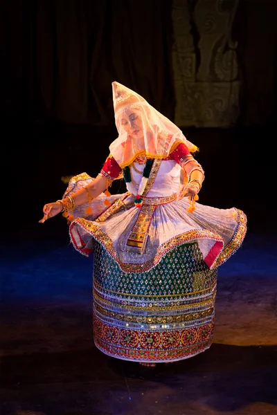 印度古典舞曼尼普尔性能上 2010 年 12 月 12 日在钦奈 — 图库照片
