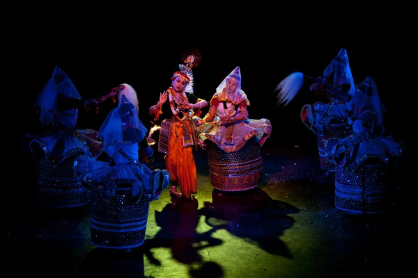 CHENNAI, INDIA 12 DE DICIEMBRE: Danza clásica india Manipuri pr —  Fotos de Stock