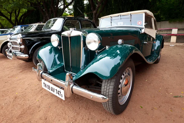 CHENNAI - ÍNDIA - JULHO 24: MG (retro vintage car) em Heritage Ca — Fotografia de Stock