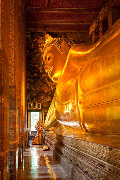Fekvő Buddha, Thaiföld — Stock Fotó