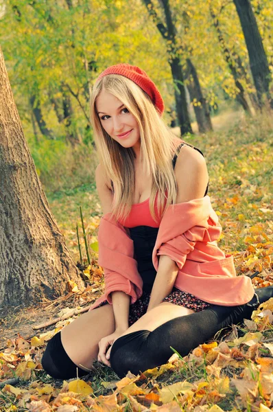 Podzimní dívka portrét — Stock fotografie