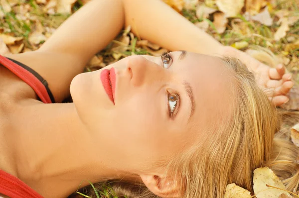 Autumn girl portrait — Stock Photo, Image