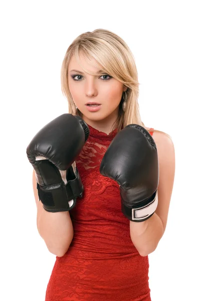 Linda jovem loira em luvas de boxe — Fotografia de Stock