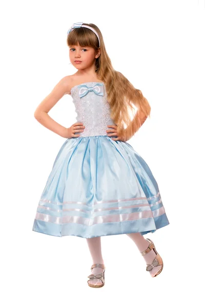 Schattig klein meisje in een blauwe jurk — Stockfoto