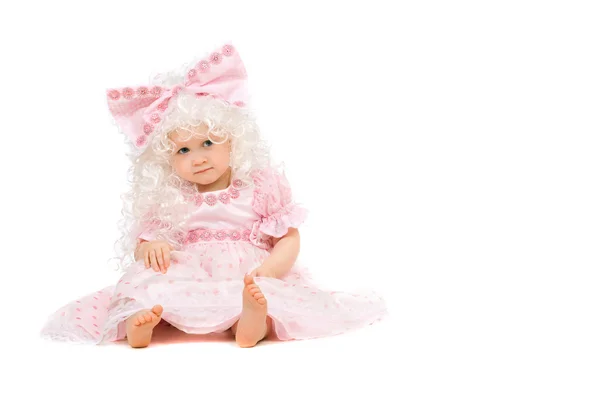 Bambina con un vestito rosa. Isolato — Foto Stock