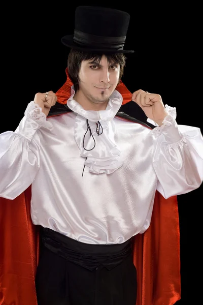 Mladý muž v obleku hrabě Drákula — Stock fotografie