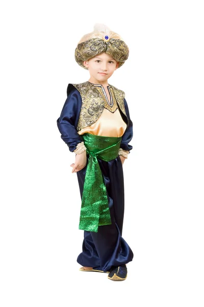 Маленький мальчик в восточном костюме — стоковое фото