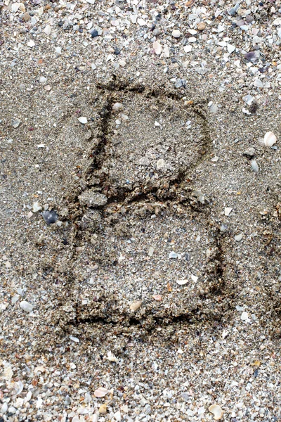 Coleção de alfabeto inglês escrito à mão na areia exótico b — Fotografia de Stock