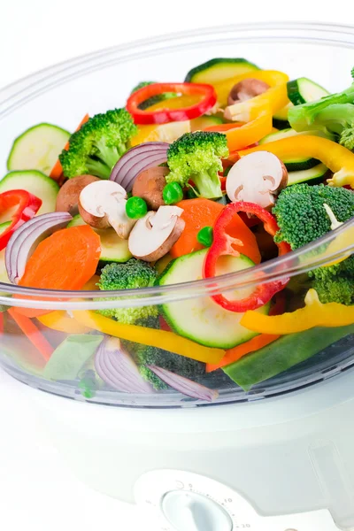 Friss zöldségek elektromos élelmiszer pároló — Stock Fotó