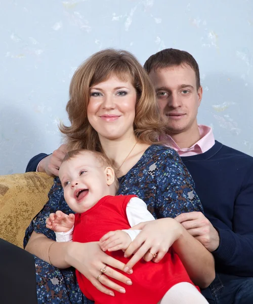 Happy parents with child — Stock Photo, Image