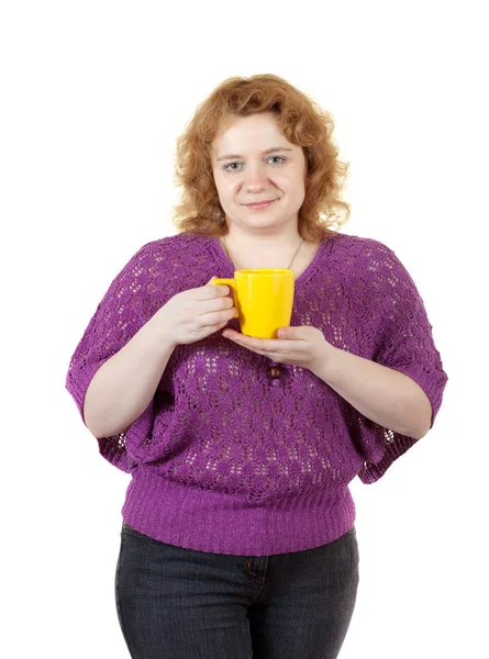 Λίπος αντιαισθητική γυναίκα με ένα φλυτζάνι τσάι — Φωτογραφία Αρχείου