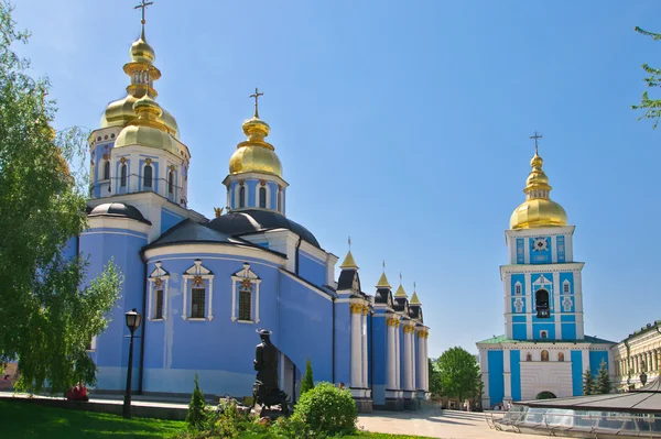 Mihajłowskij złoty dach katedry — Zdjęcie stockowe