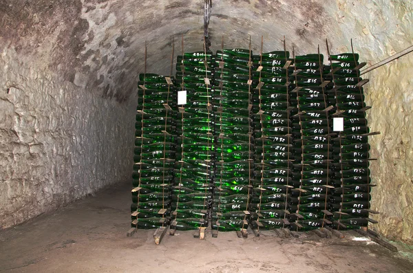 Production of the classic champagne — Stock Photo, Image