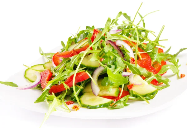 Friss salátával, elszigetelt fehér — Stock Fotó