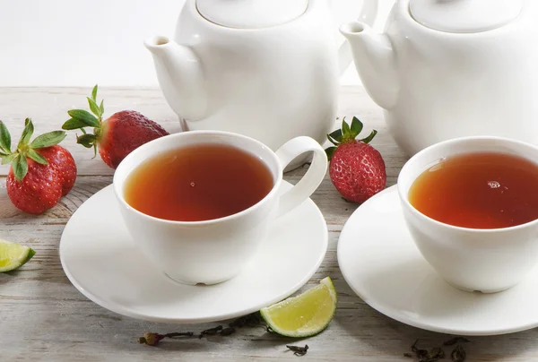 Tè con bacche — Foto Stock