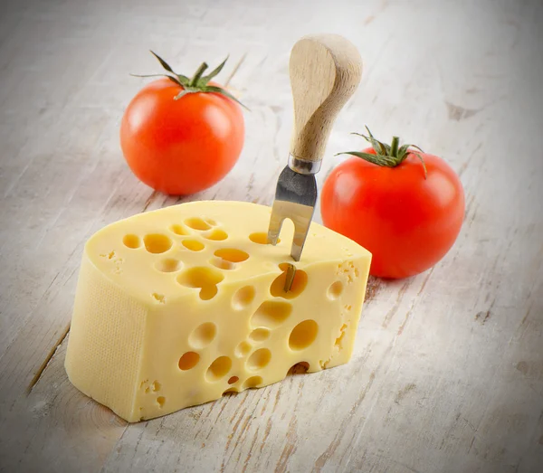 Cheese and tomatoes — Stock Photo, Image