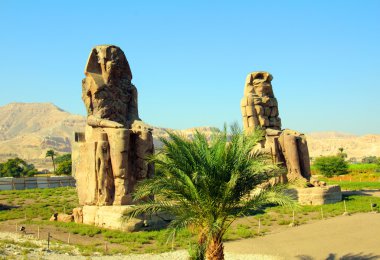 Colossi of memnon in Luxor Egypt clipart