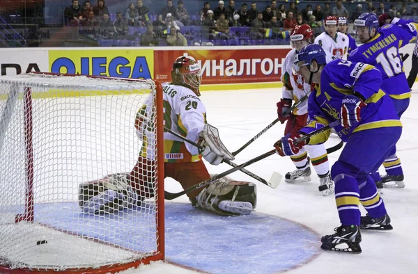 Ice-hockey game Ukraine vs Lithuania — Stock Photo, Image