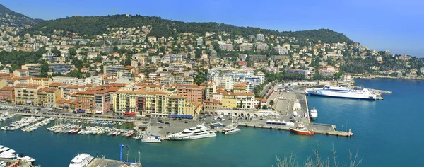 Hamnen i staden Nice, Frankrike — Stockfoto
