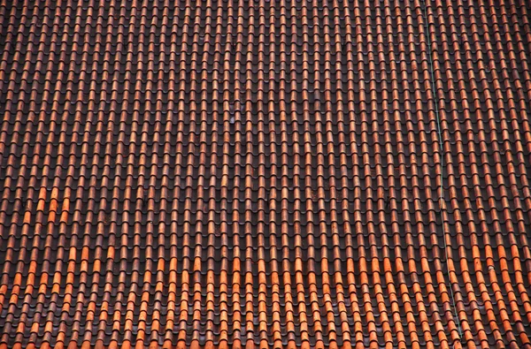 Mattonelle marrone tetto sfondo — Foto Stock
