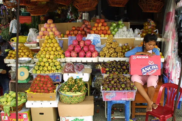 Mercado de Frutas em Phnom Penh, Camboja — Fotografia de Stock