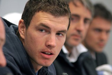 edin dzeko manchester City