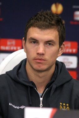 edin dzeko manchester City